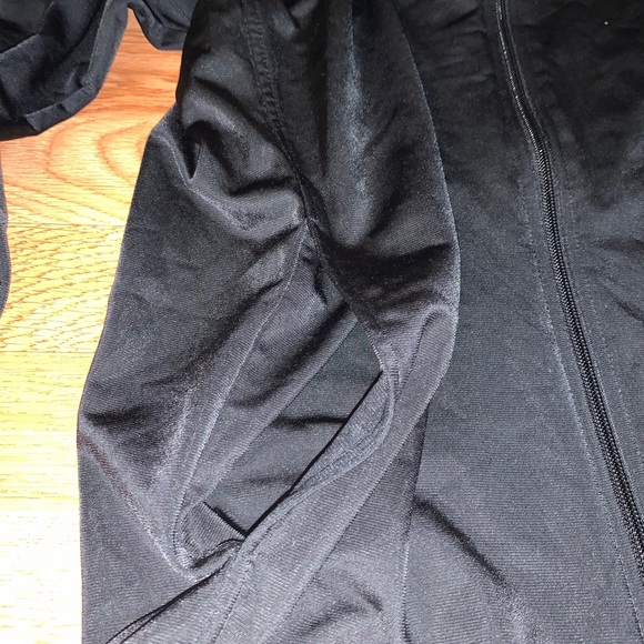 Adidas jacket - Picture 2 of 6